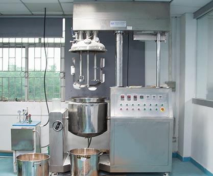 Homogeneous emulsification machine